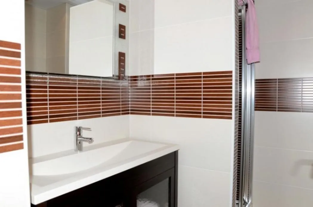 Gracia - Apartamentos L' Escala 0*,